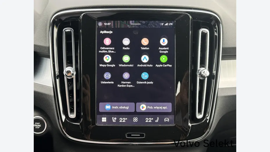 VOLVO XC40 XC40 B3 Plus Dark aut