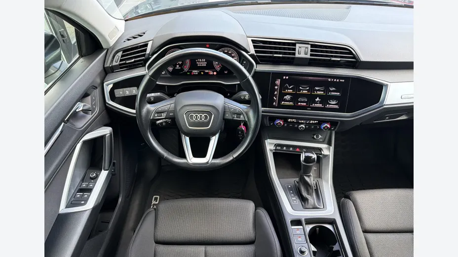 AUDI Q3 Sportback -