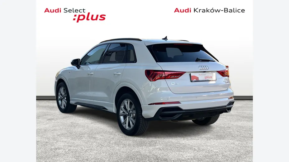 AUDI Q3 -