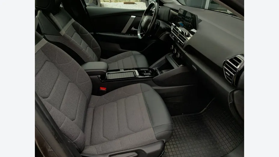 CITROEN C4 X C4 X 1.2 PureTech Shine S&S EAT8