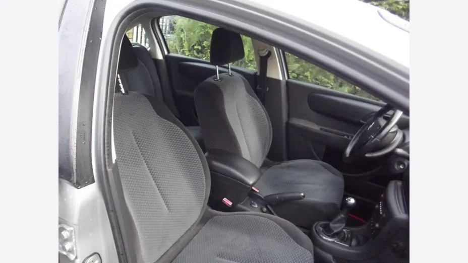 CITROEN C4 -