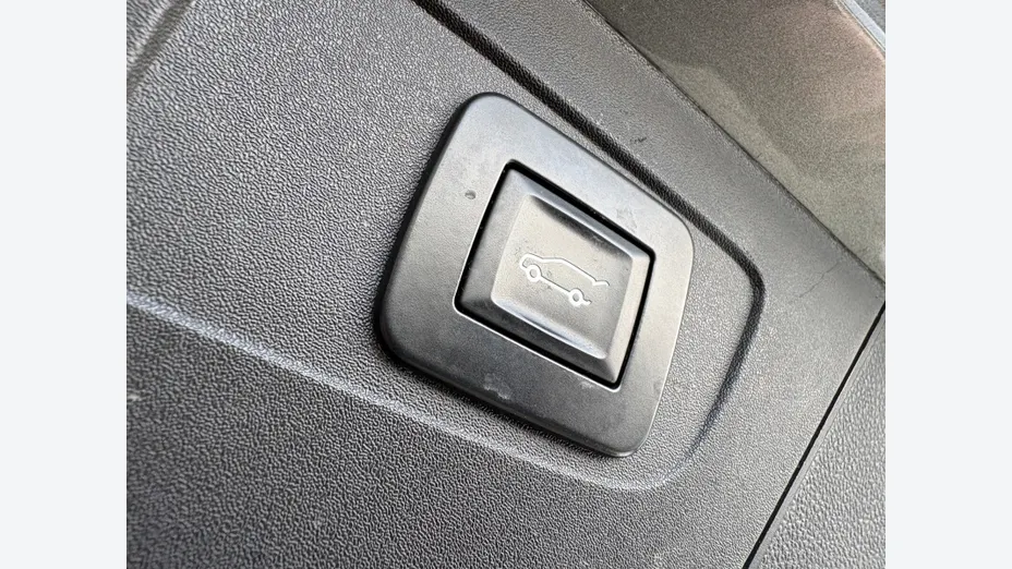 OPEL Insignia -