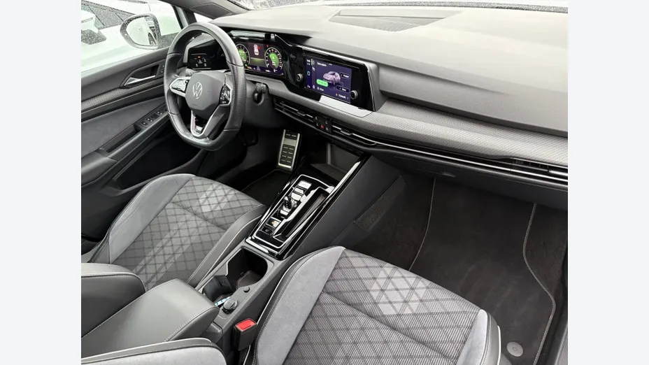 VOLKSWAGEN Golf Golf VIII 1.5 eTSI R-Line DSG