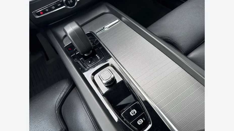 VOLVO XC60 XC60 B4 D Plus Bright aut