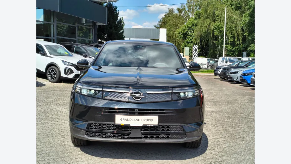 OPEL Grandland -
