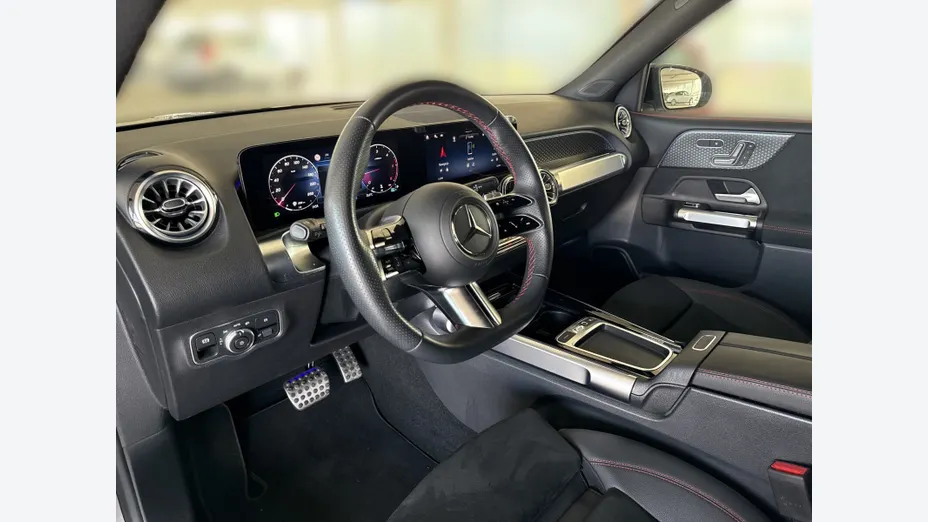 MERCEDES-BENZ GLB GLB 220 d 4-Matic AMG Line 8G-DCT