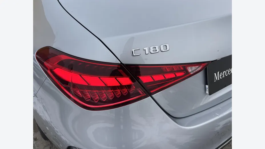 MERCEDES-BENZ C Klasa C 180 mHEV AMG