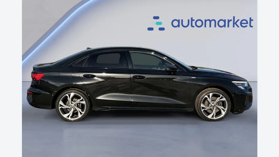 AUDI A3 A3 40 TFSI Quattro S Line S tronic