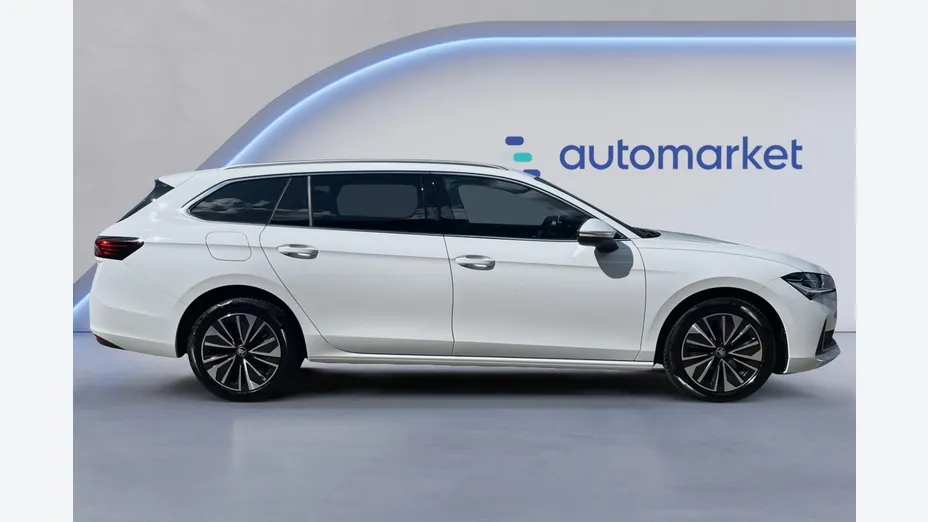 SKODA Superb Superb 2.0 TDI SCR 4x4 Selection DSG