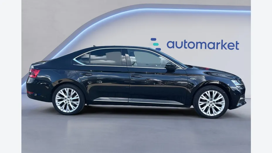 SKODA Superb Superb 2.0 TDI SCR L&K DSG
