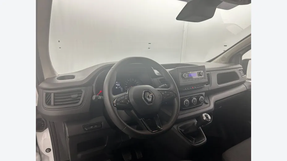 RENAULT Trafic -