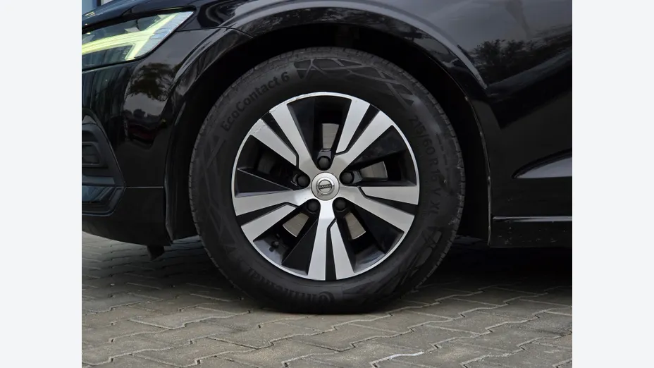 VOLVO V60 V60 D3 Momentum aut