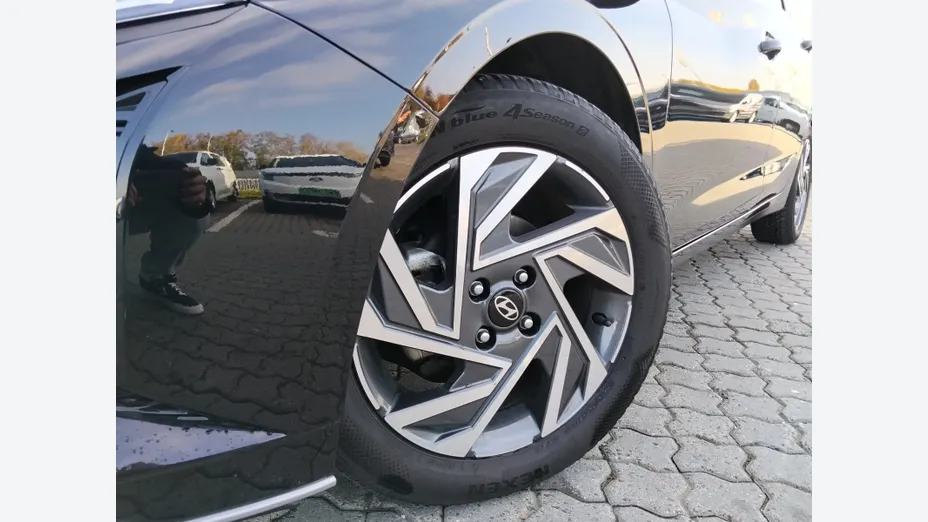HYUNDAI i20 i20 1.2 Modern