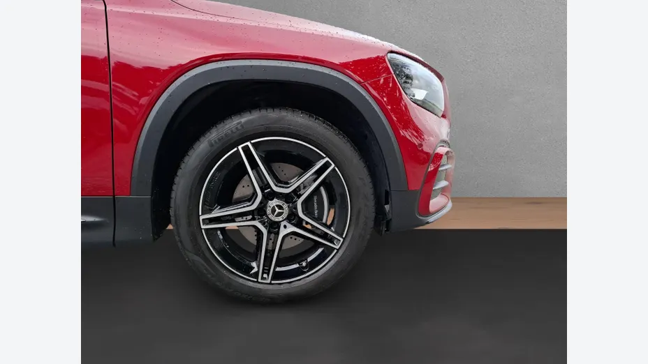 MERCEDES-BENZ GLB GLB 200 mHEV AMG Line 7G-DCT