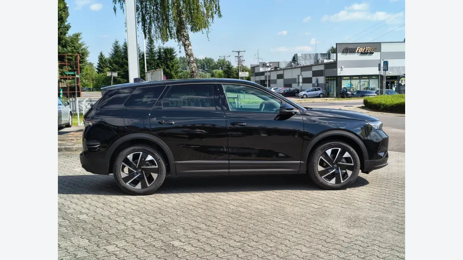 OPEL Grandland -