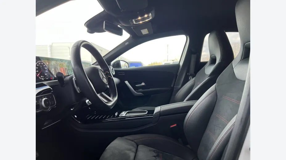 MERCEDES-BENZ A Klasa A 200 AMG Line 7G-DCT