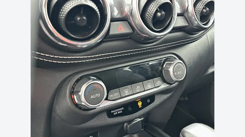 NISSAN Juke -