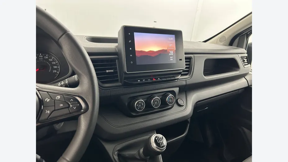 RENAULT Trafic -