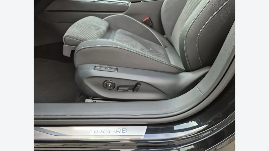 SKODA Superb Superb 1.5 TSI mHEV Sportline DSG Nowy