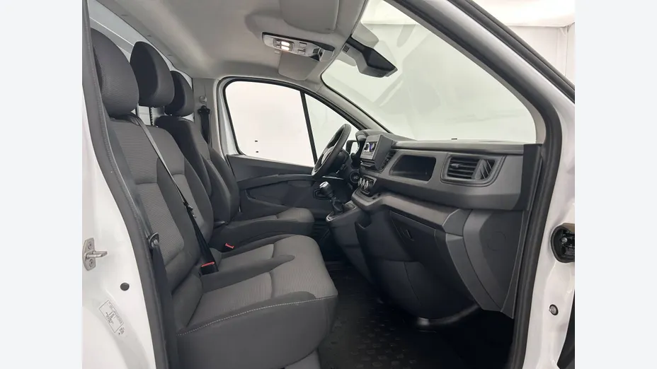 RENAULT Trafic -