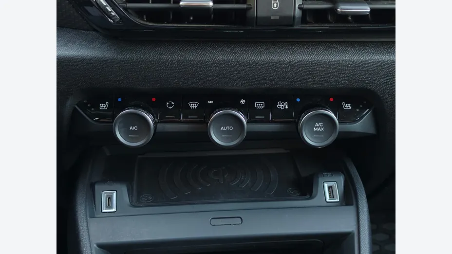 CITROEN C4 X C4 X 1.2 PureTech Shine S&S EAT8