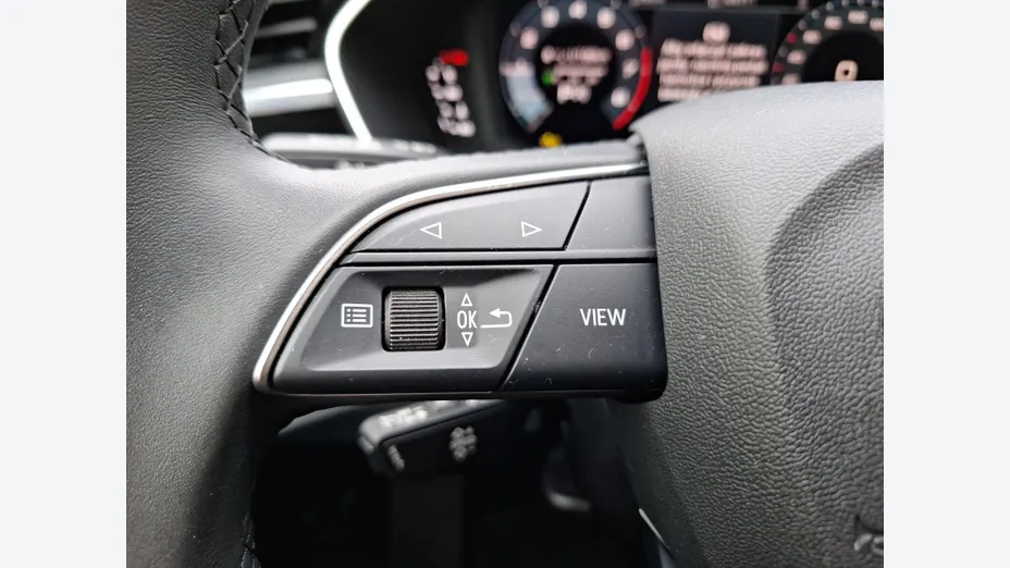 AUDI Q3 Q3 35 TFSI mHEV Advanced S tronic