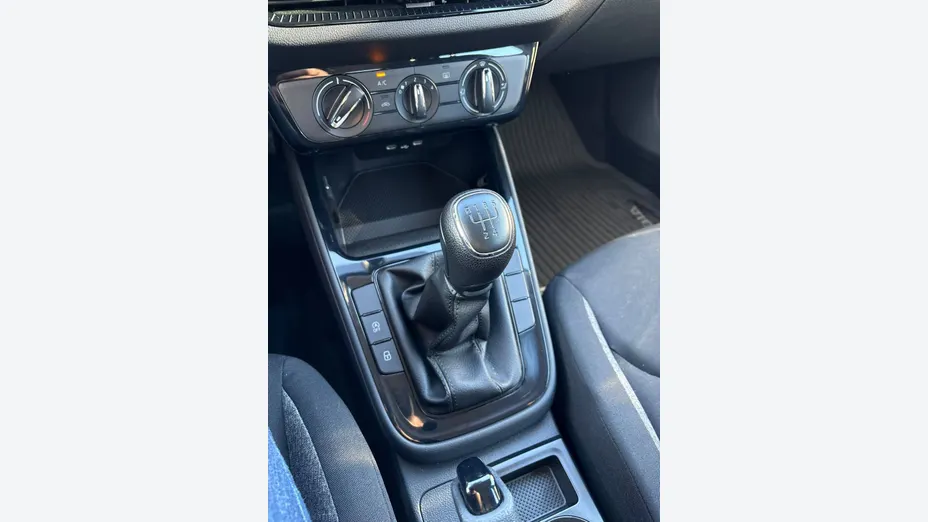 SKODA Fabia Fabia 1.0 Essence