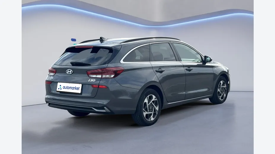 HYUNDAI i30 i30 1.5 T-GDI 48V Smart
