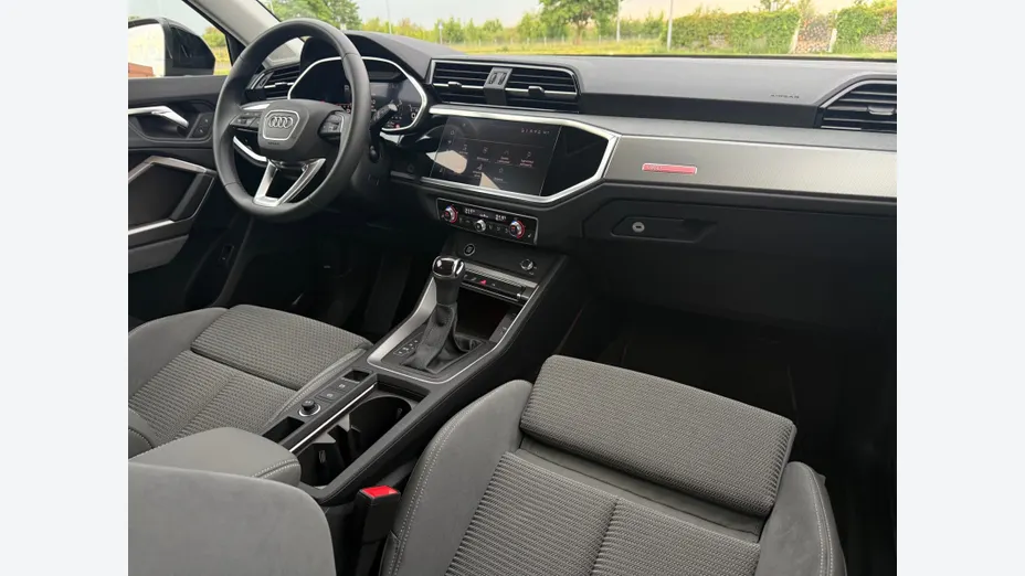 AUDI Q3 Sportback -