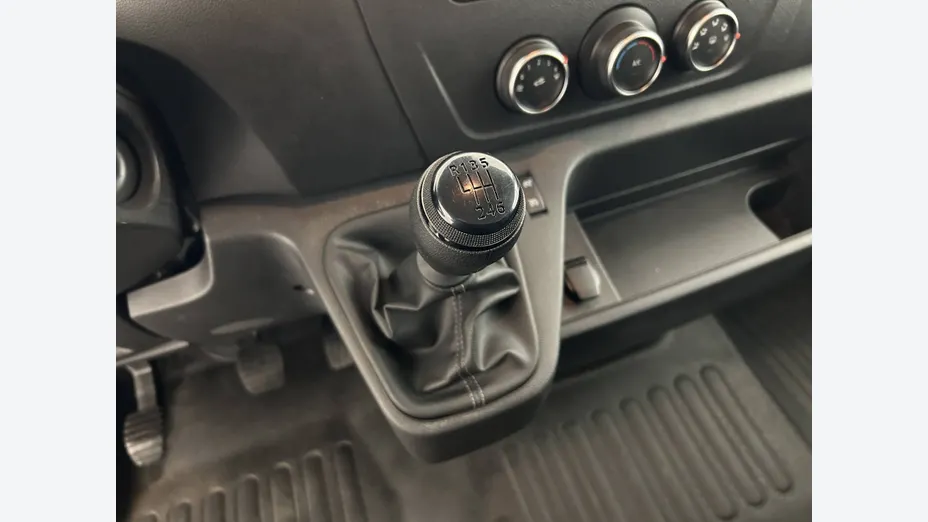 RENAULT Master -