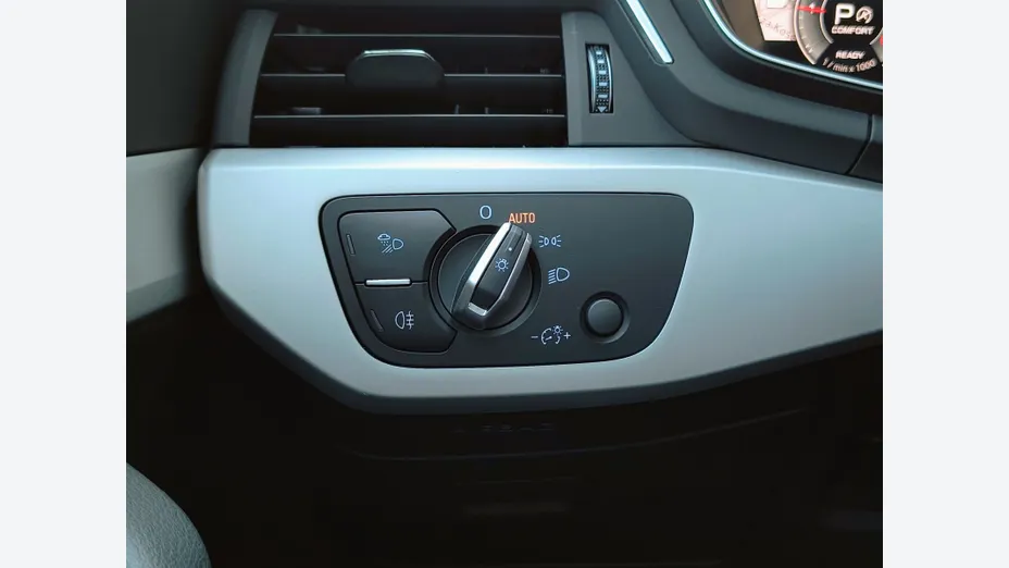 AUDI A4 Avant -