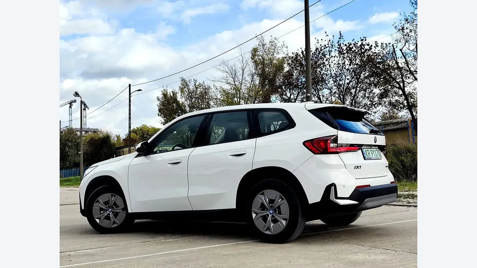 BMW iX1 iX1 xDrive30 66.5kWh M Sport