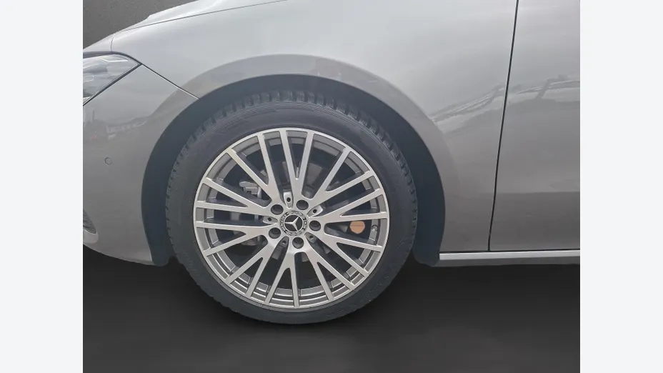 MERCEDES-BENZ CLA CLA 200 d Progressive 8G-DCT