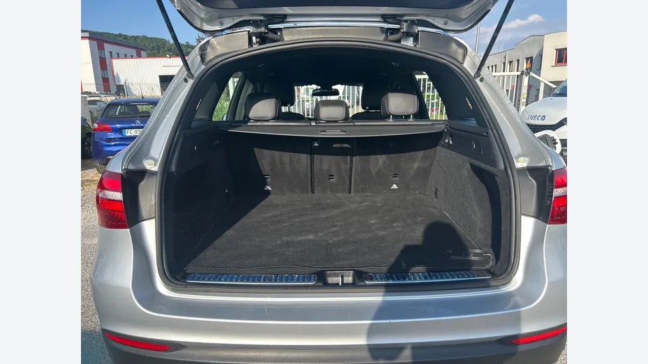 MERCEDES-BENZ GLC -
