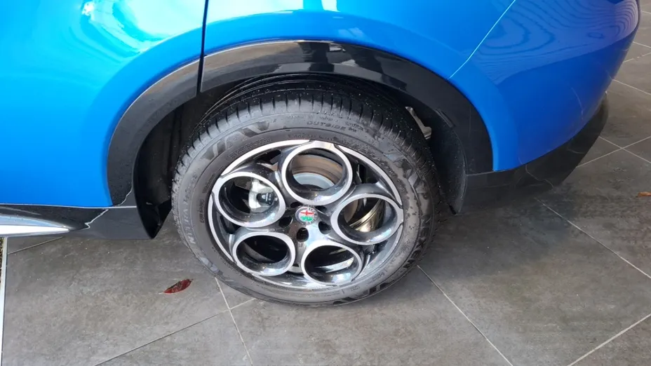 ALFA ROMEO Tonale -