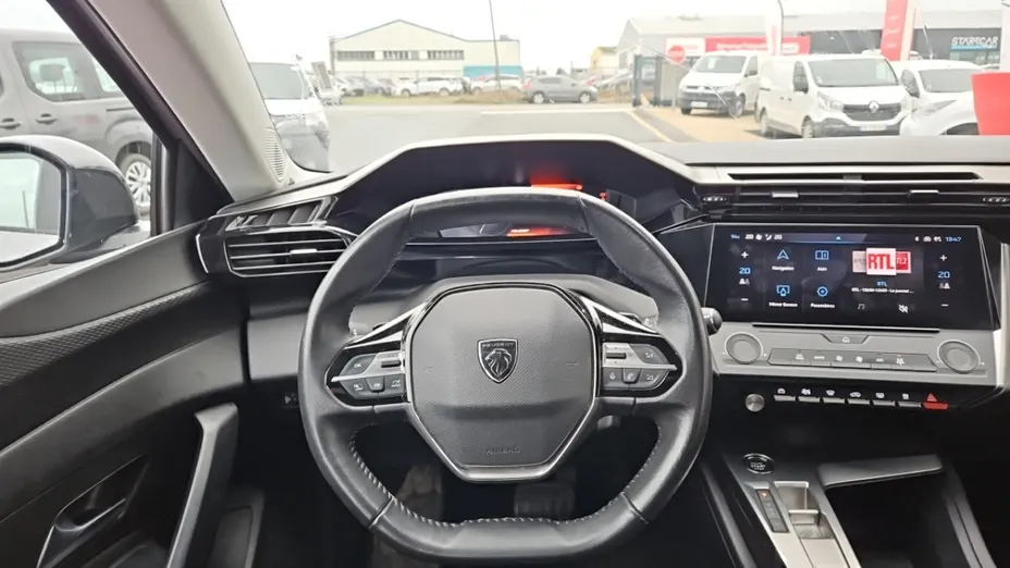 PEUGEOT 308 -