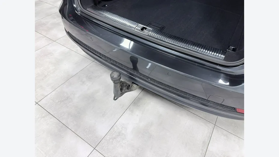 AUDI A4 -
