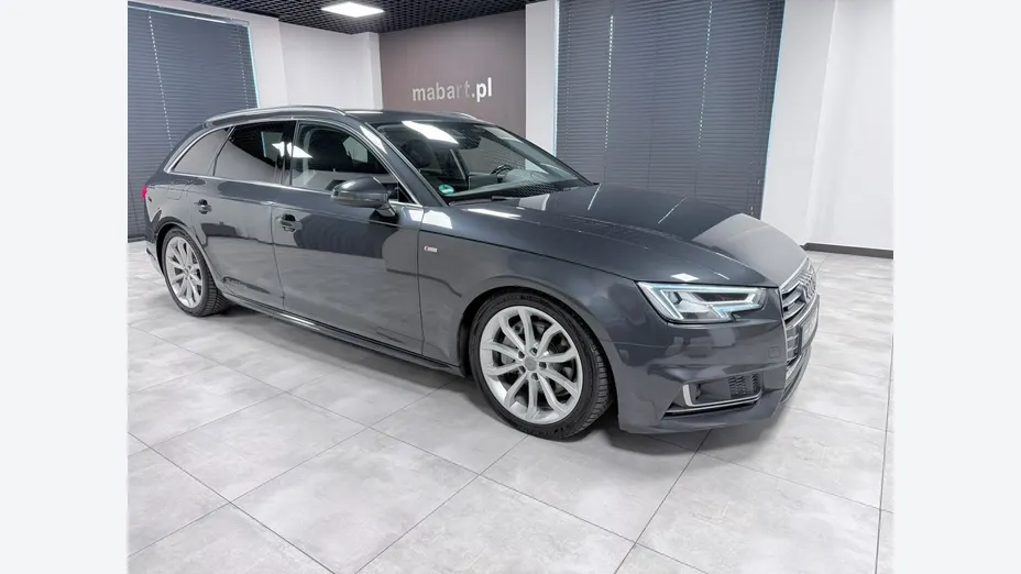 AUDI A4 -