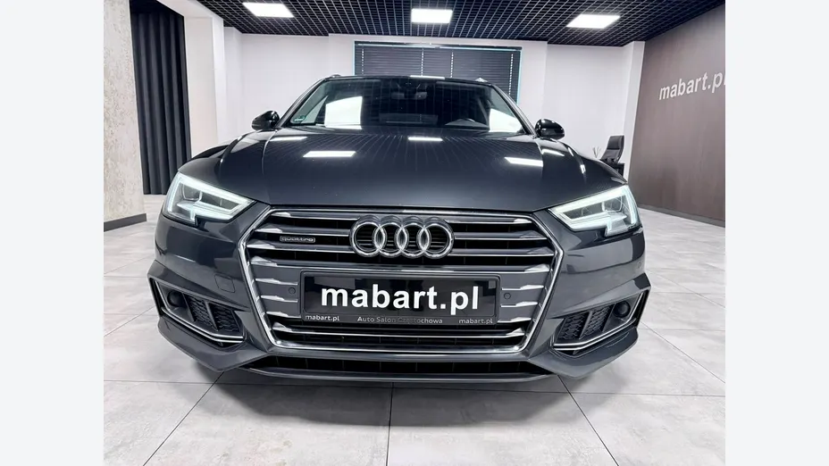 AUDI A4 -