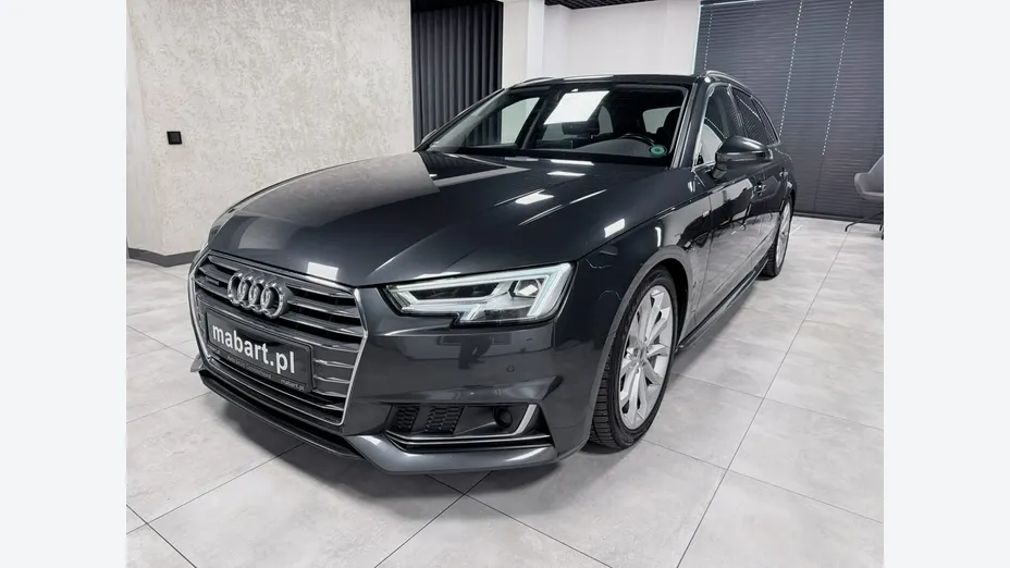 AUDI A4 -