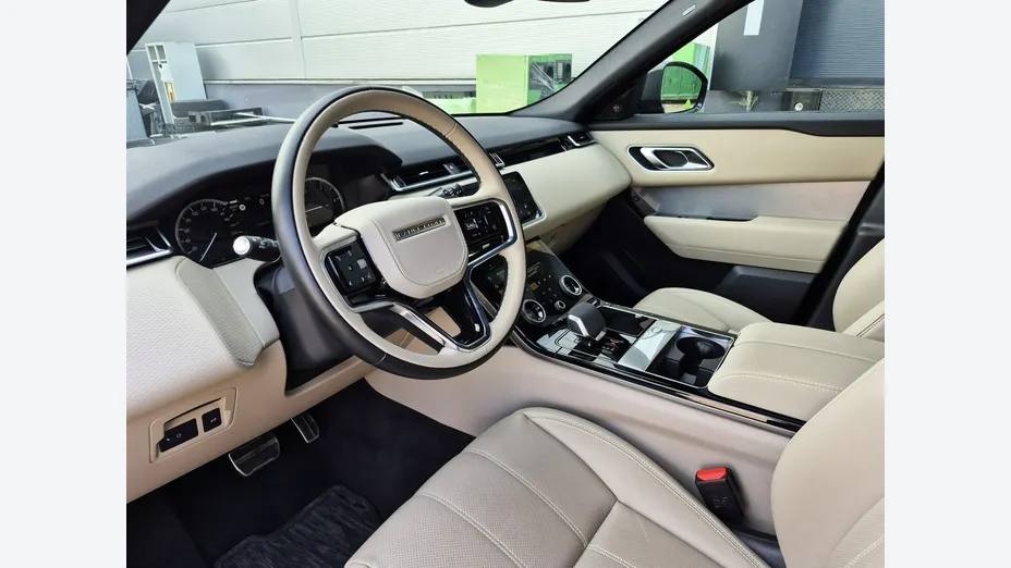 LAND ROVER Range Rover Velar -