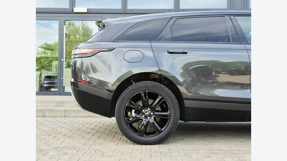 LAND ROVER Range Rover Velar -