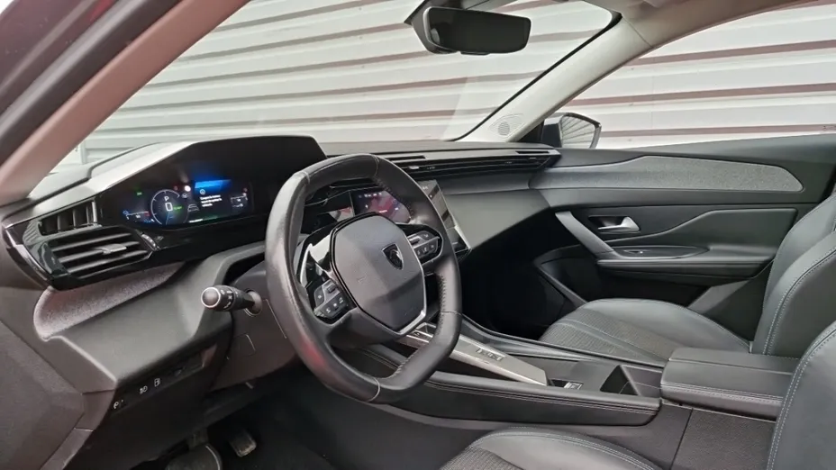 PEUGEOT 308 -