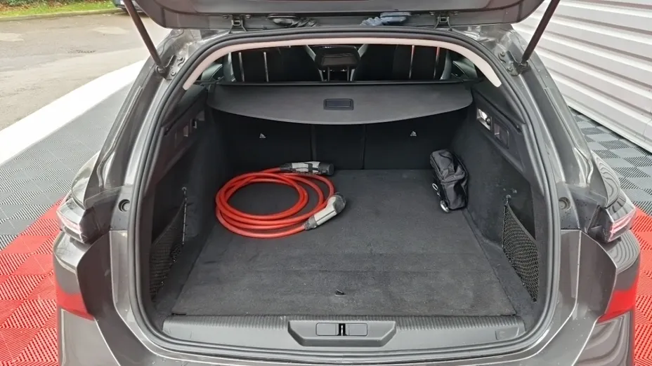 PEUGEOT 308 -