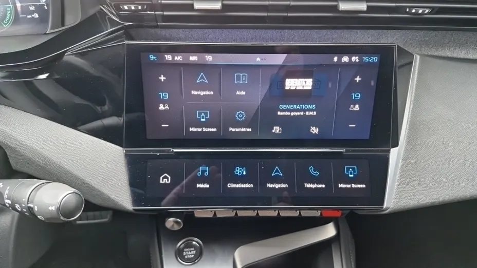 PEUGEOT 308 -