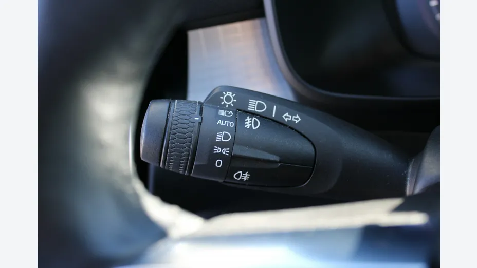 VOLVO XC40 -
