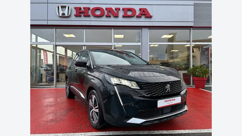 PEUGEOT 3008 -