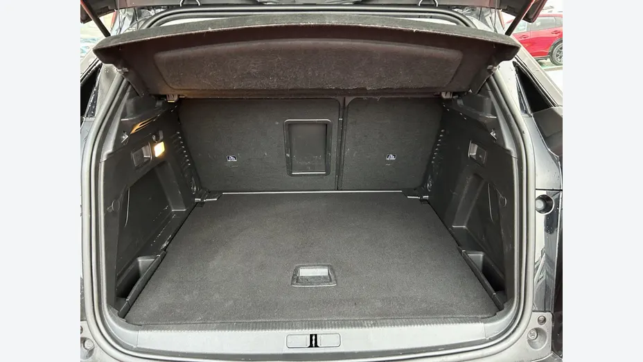PEUGEOT 3008 -