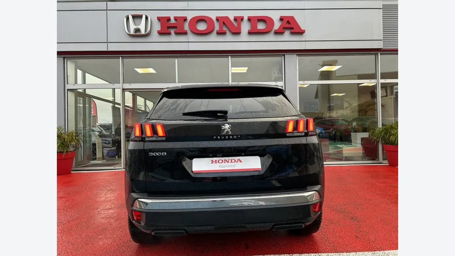 PEUGEOT 3008 -
