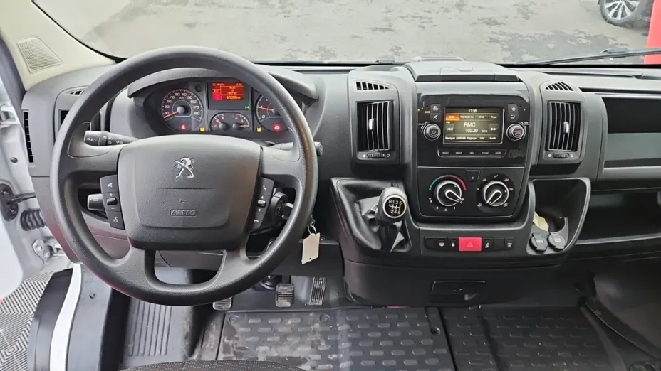 PEUGEOT Boxer -
